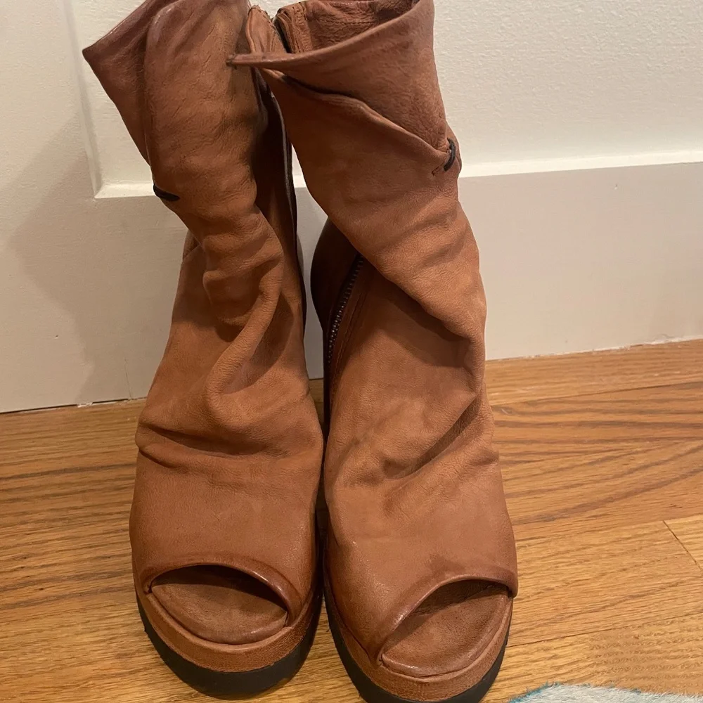 AS98 Ulysses ankle booties EU37 EUC - Picture 2 of 7